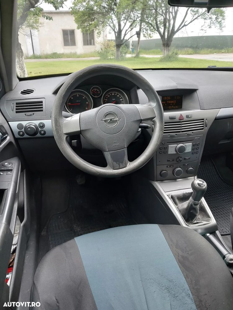 Opel Astra 1.7 CDTI - 8