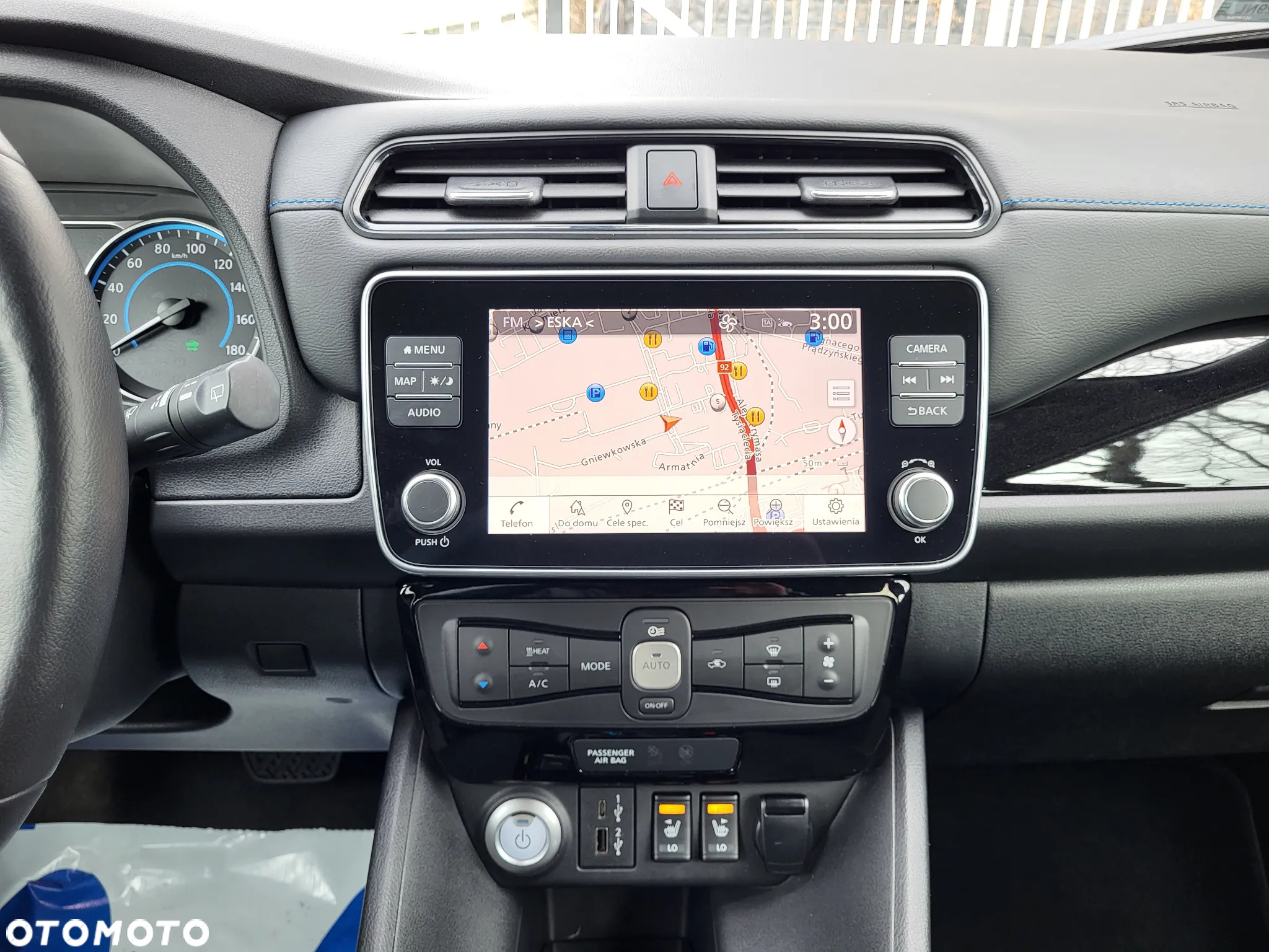 Nissan Leaf 40kWh N-Connecta - 12