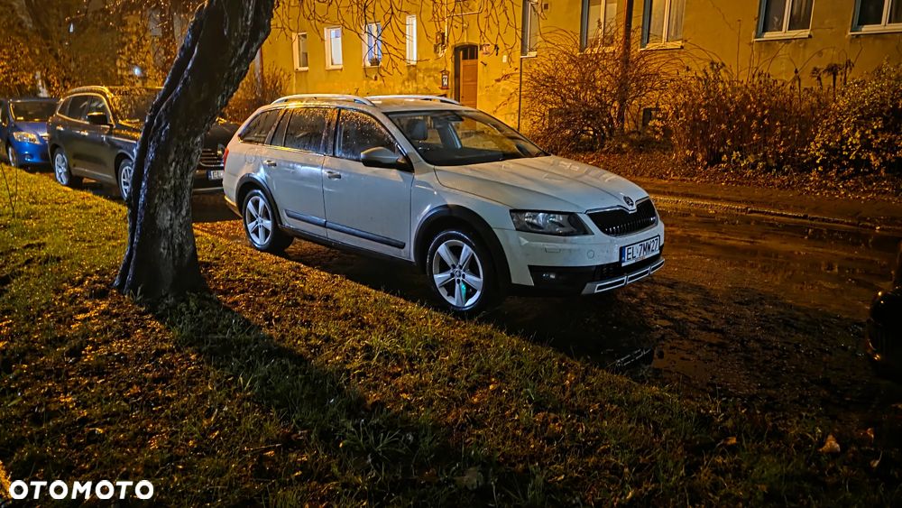 Skoda Octavia Scout 2.0 TDI 4x4 - 10