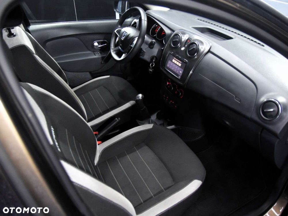 Dacia Sandero Stepway - 5