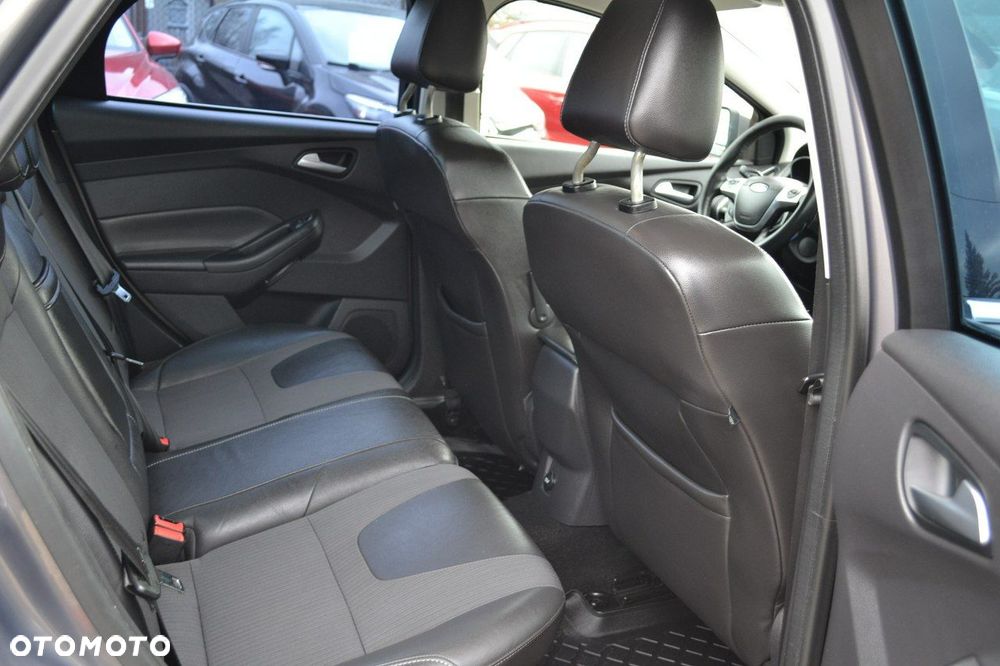 Ford Focus 1.6 Edition - 20