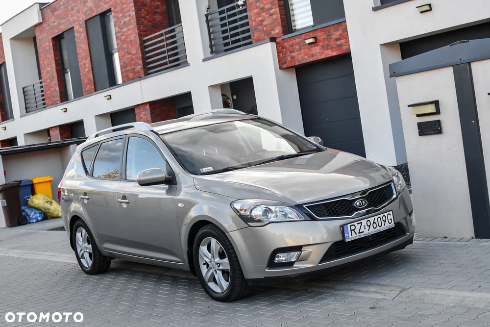 Kia Ceed 1.6 Crdi Comfort + - 2