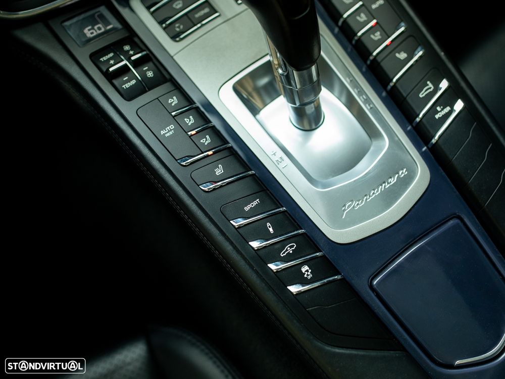 Porsche Panamera S Hybrid - 28