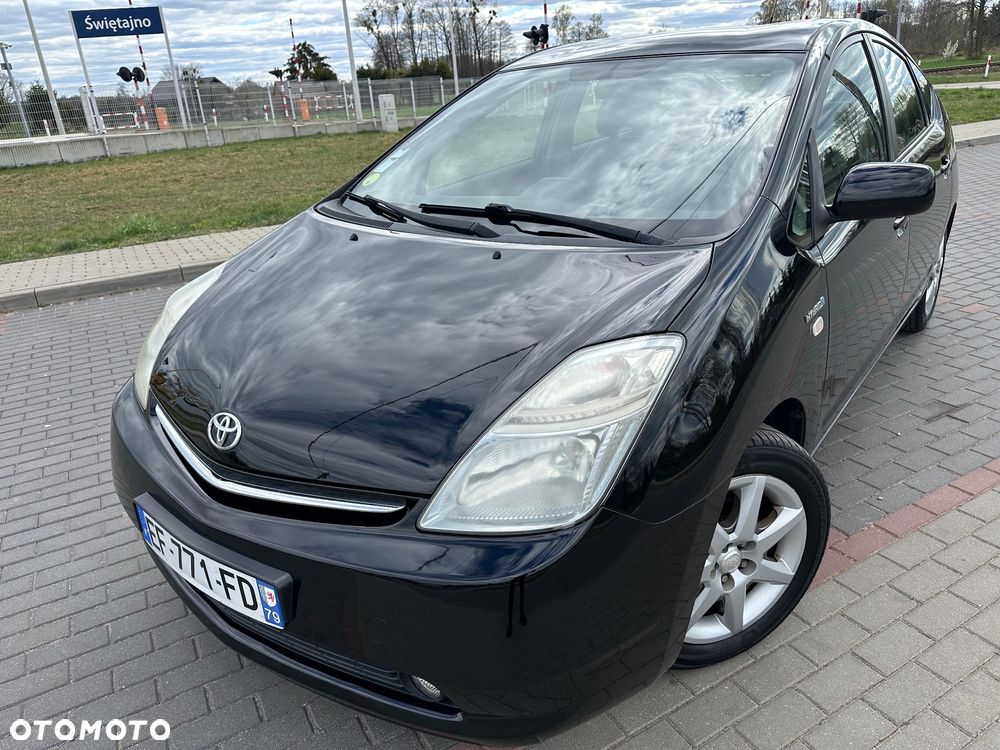 Toyota Prius 1.5 VVT-i Sol - 2