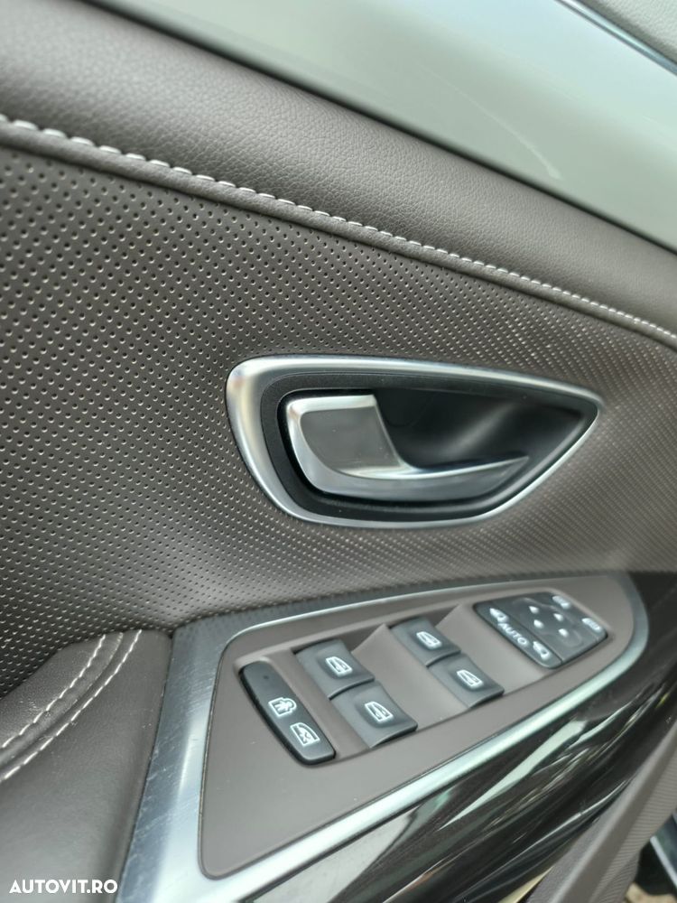 RENAULT Espace 2015 — imagine 26