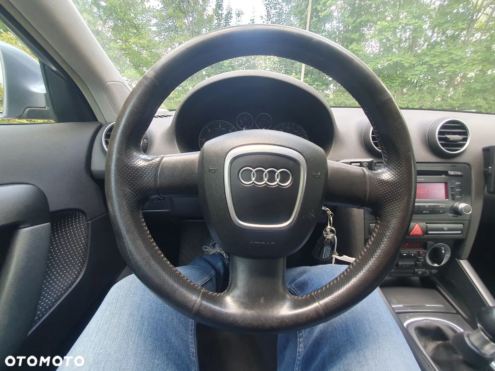 Audi A3 Sportback 2.0 TDI Ambition - 14