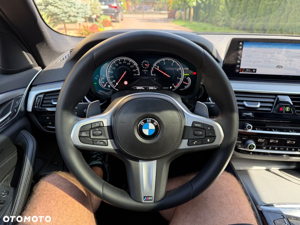 BMW Seria 5 520d M Sport Edition - 29