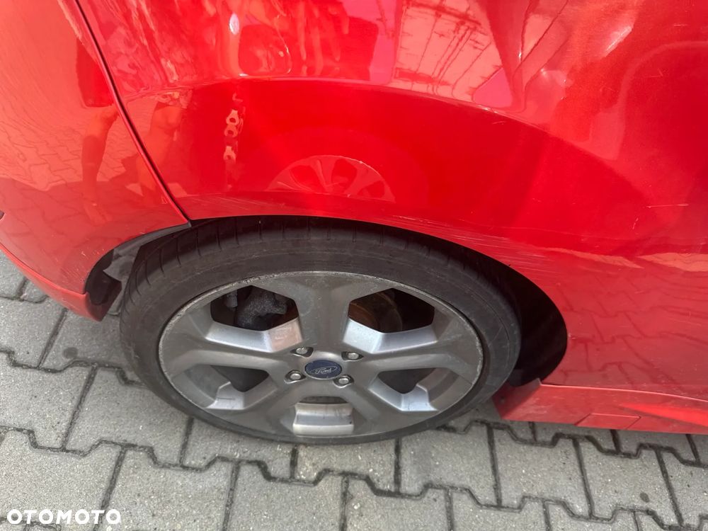 Ford Fiesta ST - 5