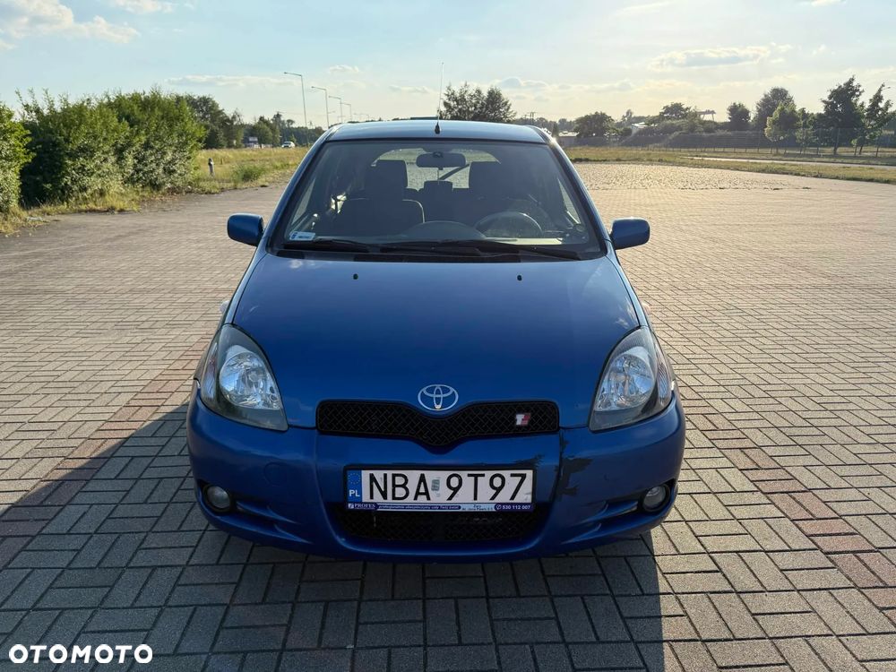 Toyota Yaris - 8