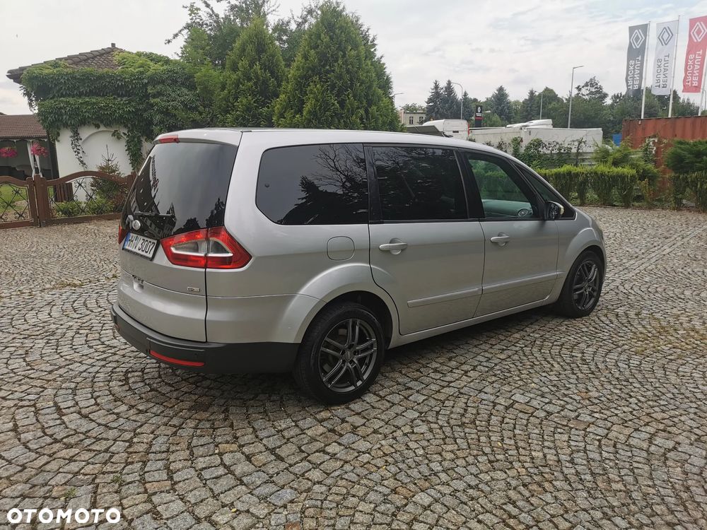 Ford Galaxy 2.0 TDCi Ambiente - 3