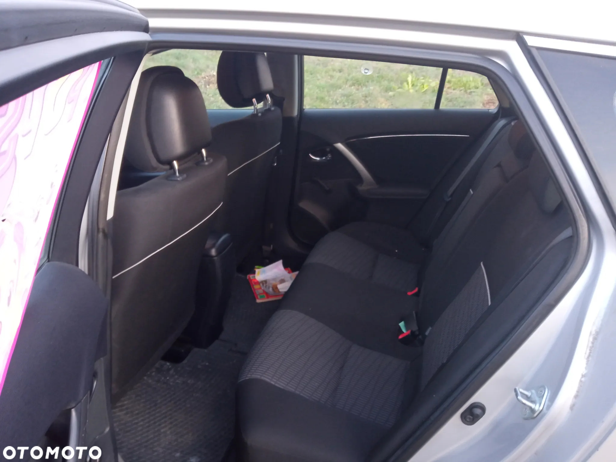Toyota Avensis 2.0 D-4D Active - 16