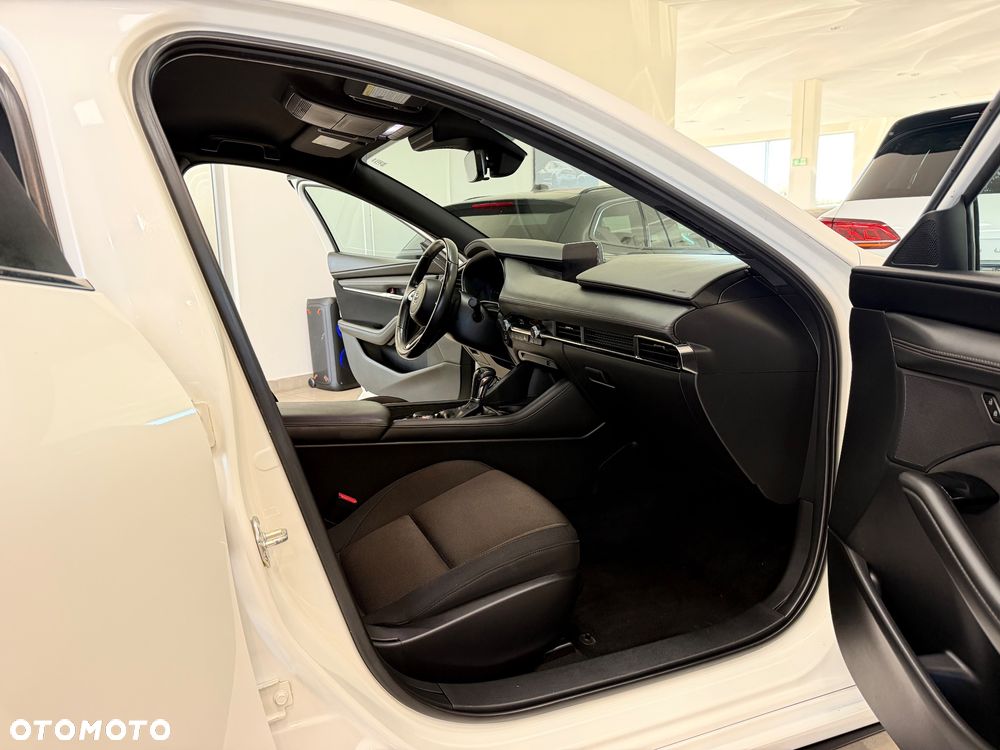 Mazda 3 - 34