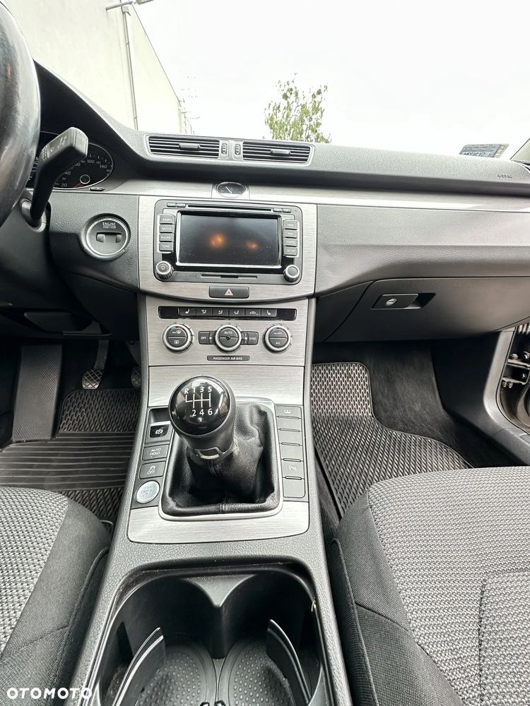 Volkswagen Passat 1.8 TSI Comfortline Optimum - 12