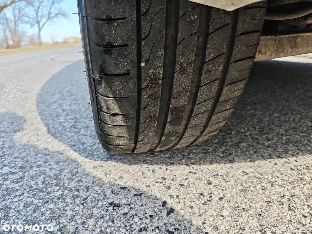 Mercedes-Benz Klasa A 180 (BlueEFFICIENCY) - 36