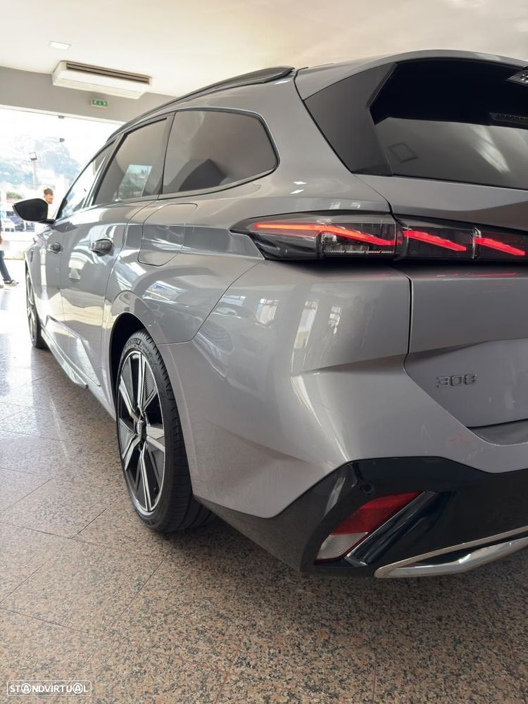 Peugeot 308 SW 1.6 Hybrid GT e-EAT8 - 33