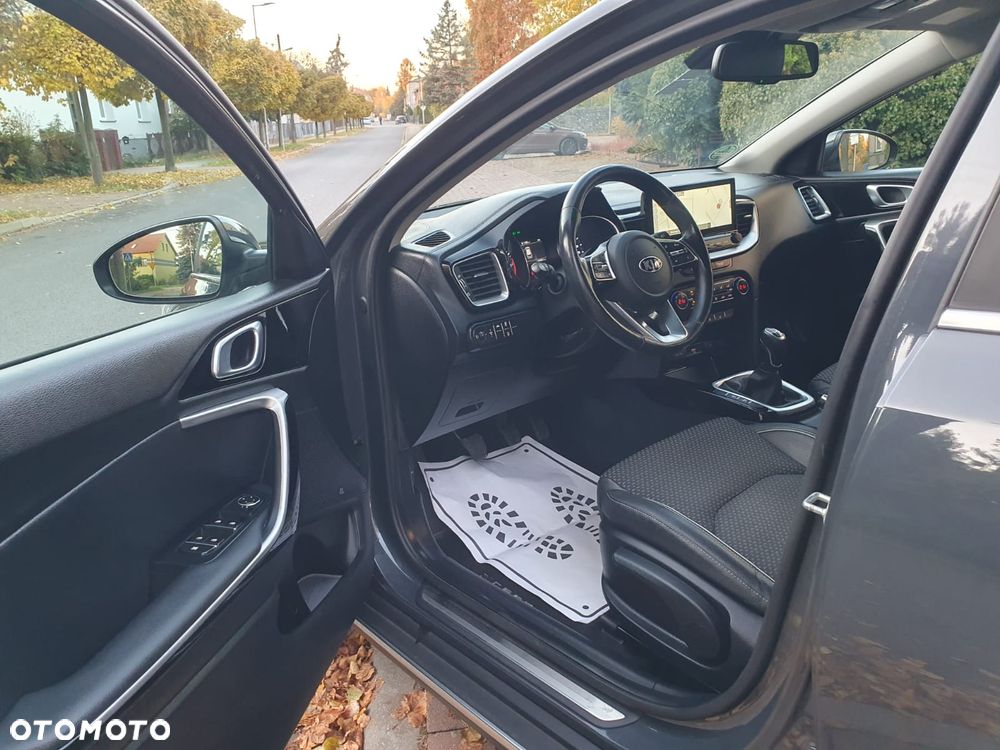 Kia XCeed 1.4 T-GDI OPF JBL SOUND EDITION - 11