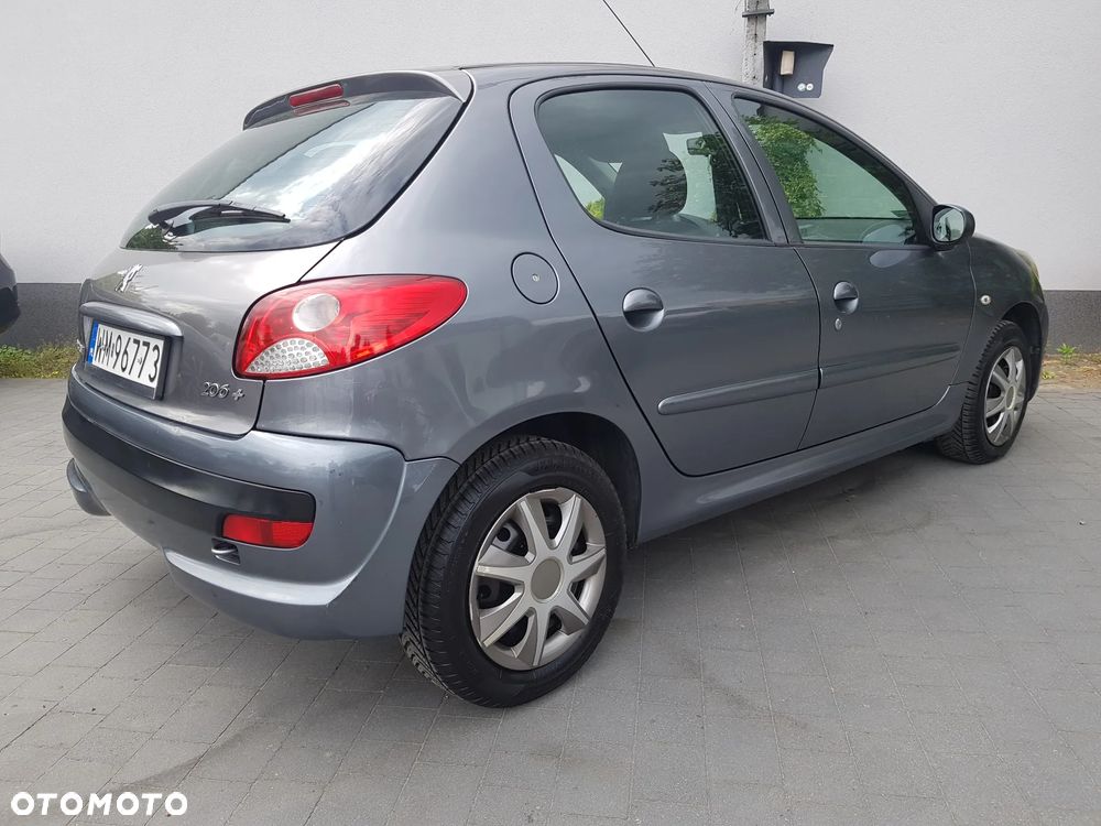 Peugeot 206 plus 1.1 Presence - 4