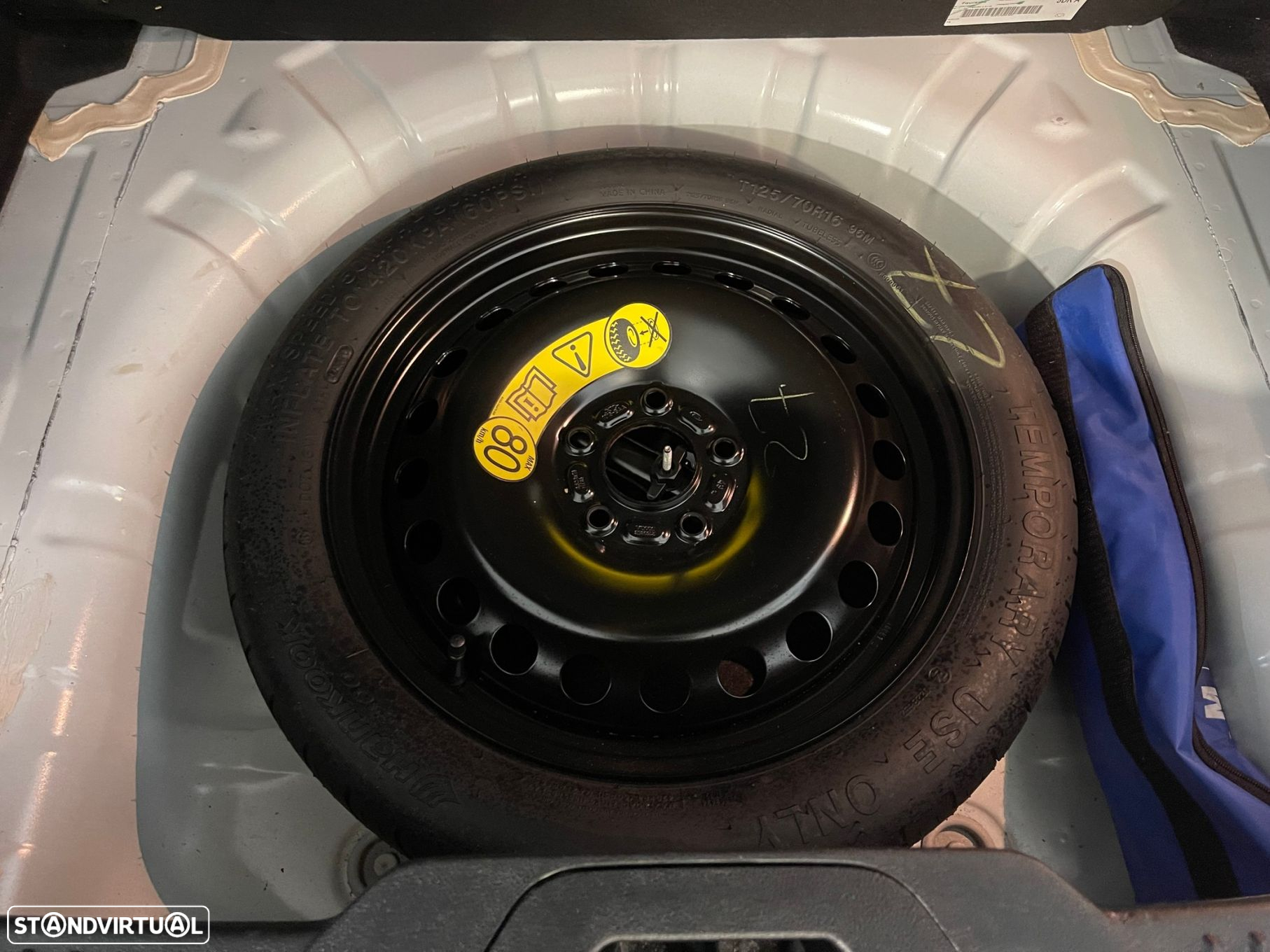 Ford Focus 1.5 TDCi EcoBlue Connected - 27