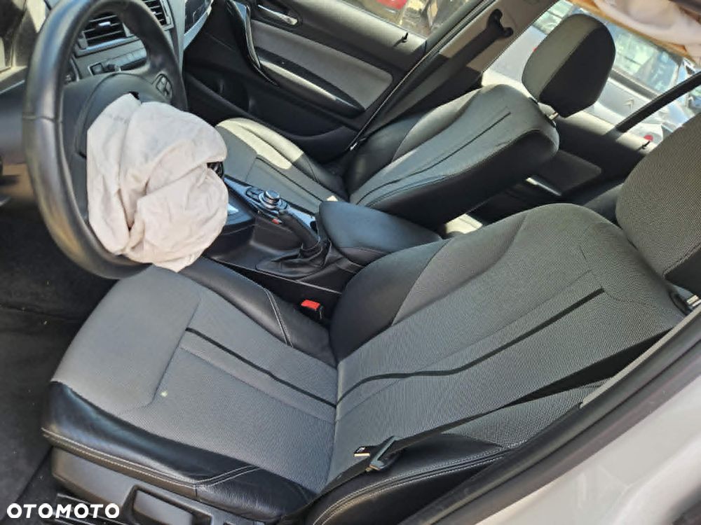 BMW Seria 1 118d Sport Line - 17