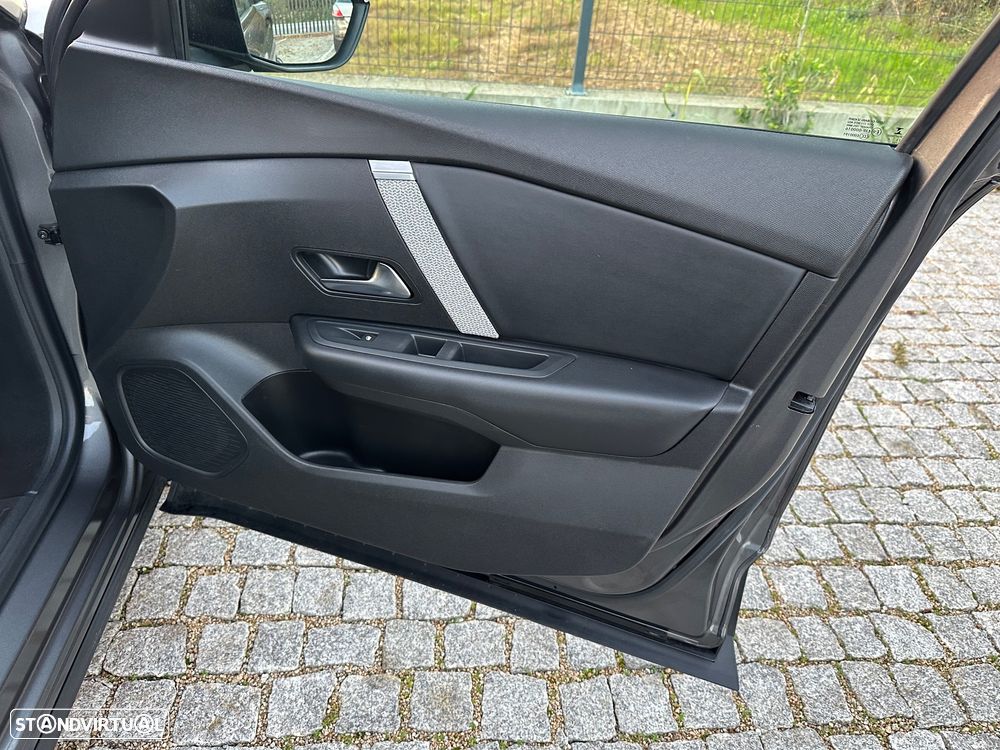 Citroën C4 PureTech 130 Stop&Start FEEL PACK - 12