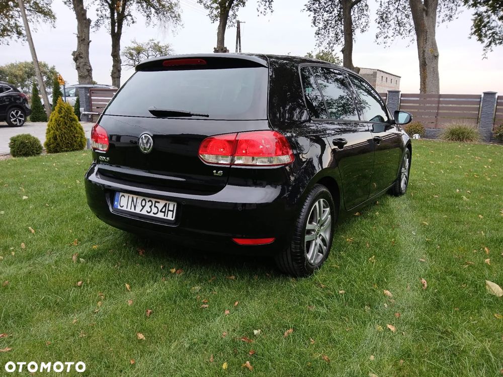 Volkswagen Golf VI 1.6 Comfortline - 20