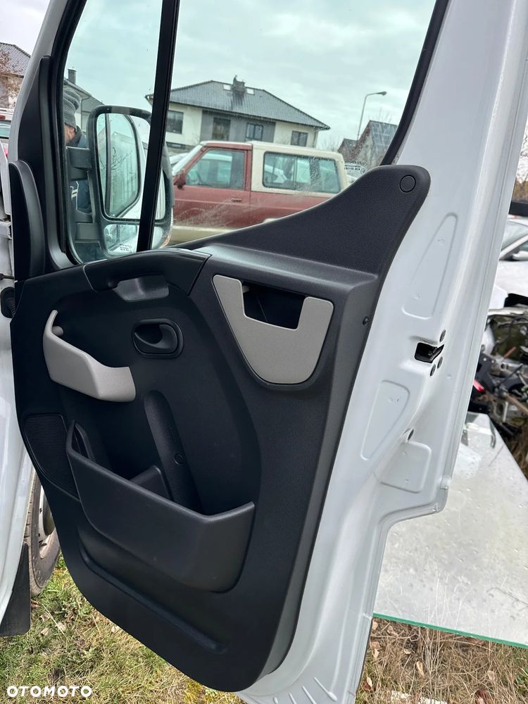 Renault Master - 17