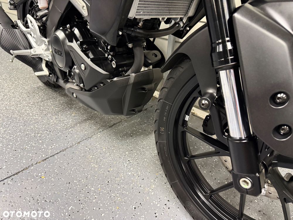 Yamaha MT - 9