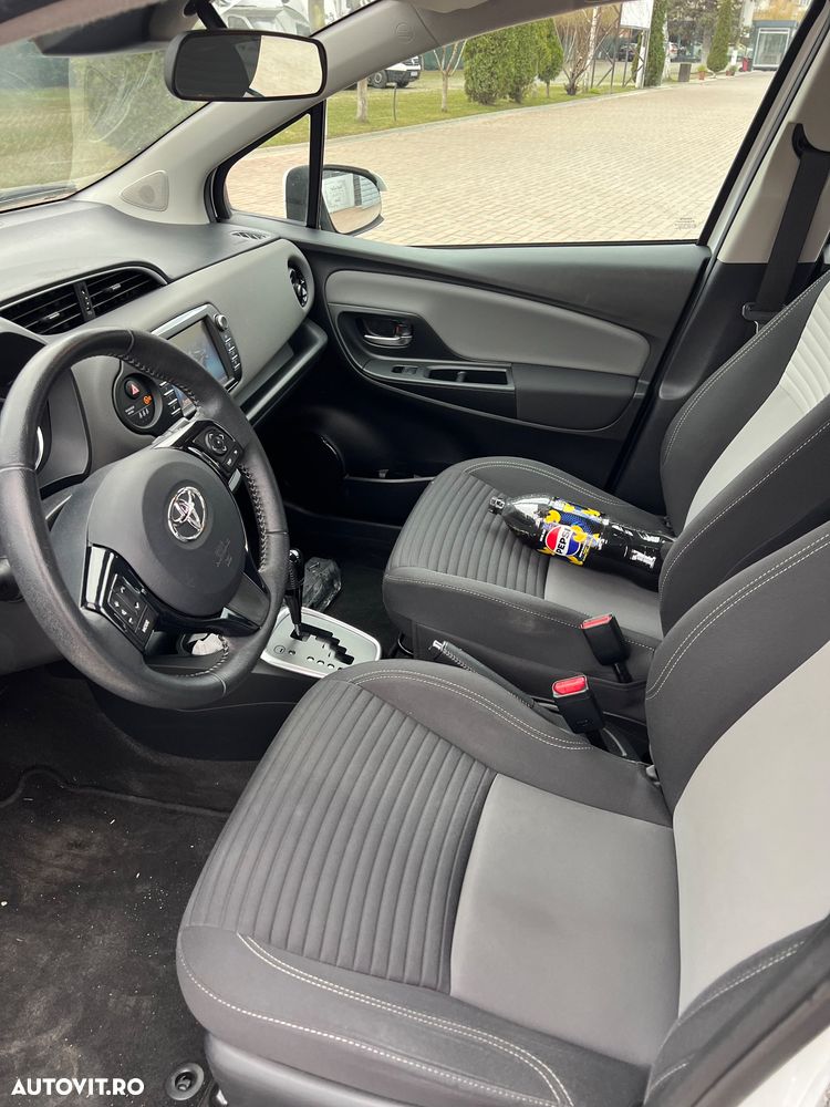 Toyota Yaris - 9