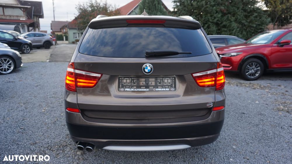 BMW X3 xDrive28i Aut. Advantage - 4