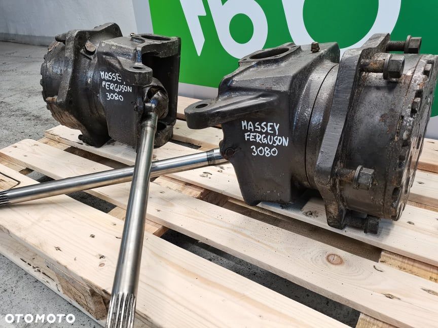 Massey Ferguson 3070 {Układ planetarny przód} - 4