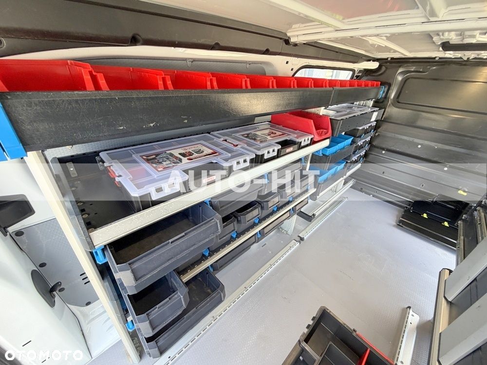 Opel Vivaro - 18