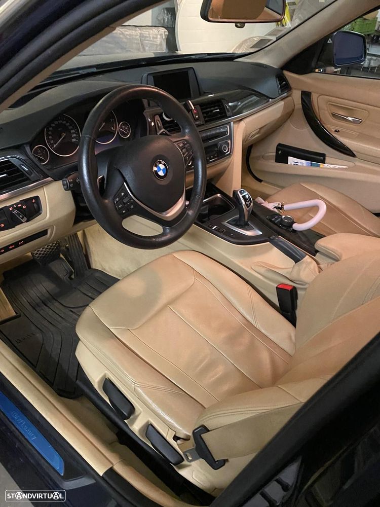 BMW 320 d Auto Line Luxury - 7