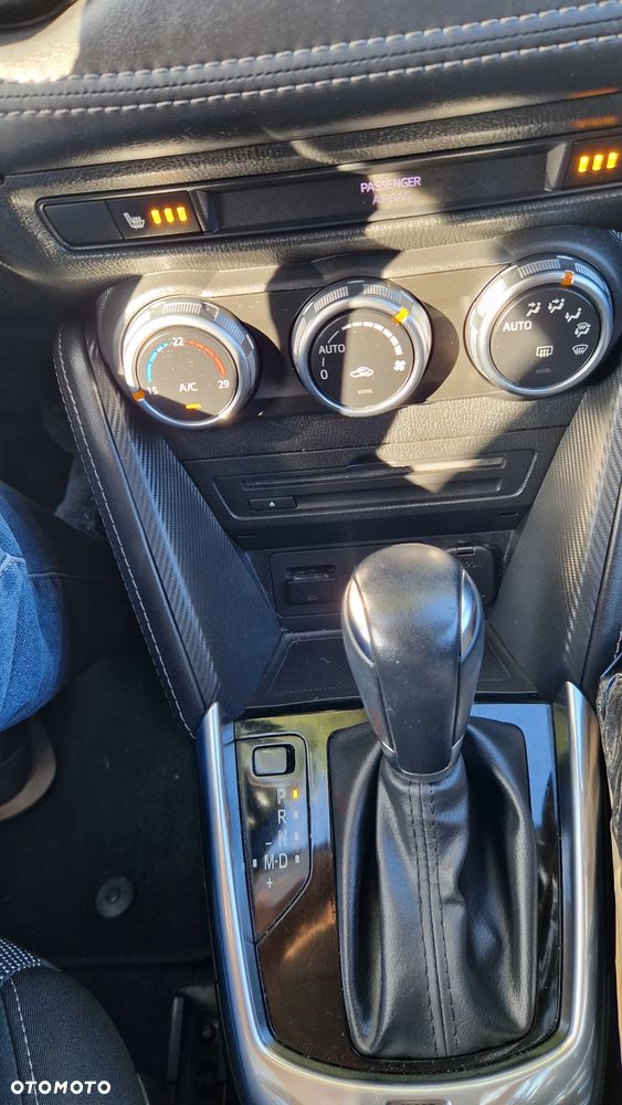 Mazda 2 - 13