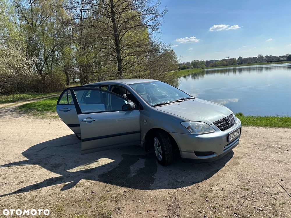 Toyota Corolla 1.4 VVT-i Terra - 21