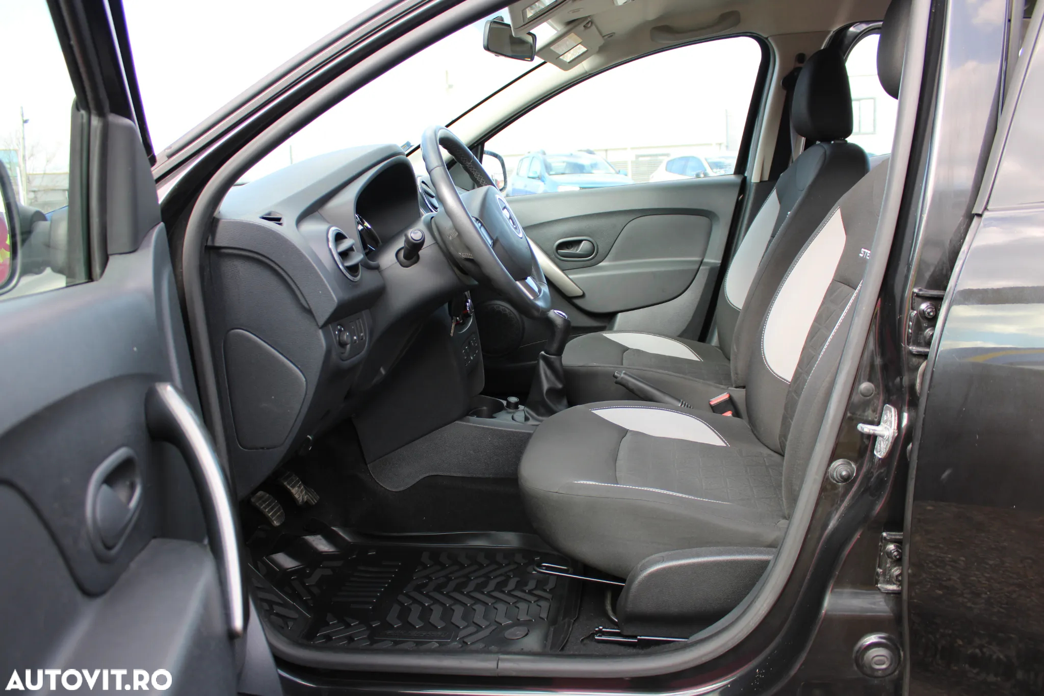Dacia Sandero 0.9 TCe Prestige - 11