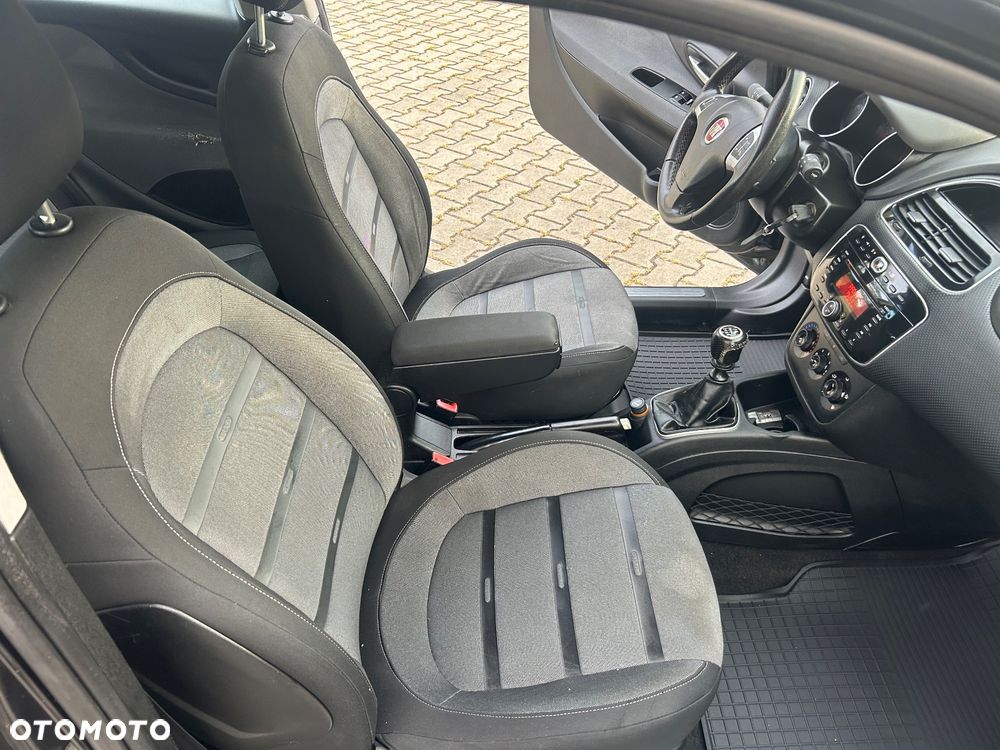Fiat Punto Evo 1.4 16V Multiair Emotion - 20