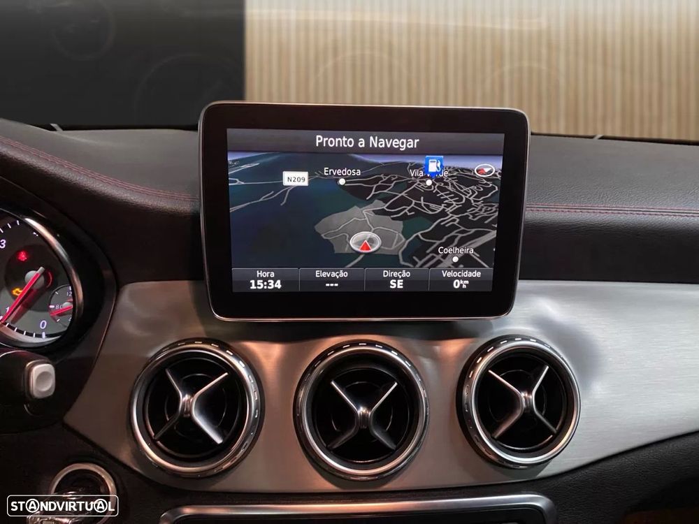 Mercedes-Benz GLA 180 d 7G-DCT AMG Line - 13