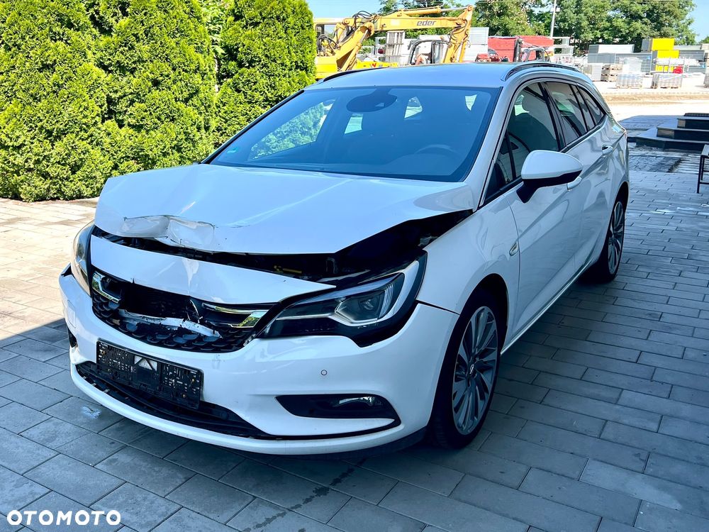 Opel Astra 1.6 D (CDTI) Start/Stop Innovation - 2