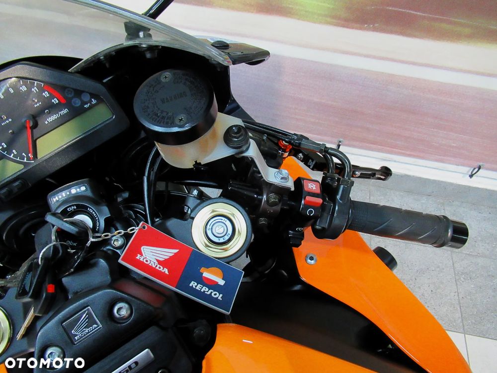 Honda CBR - 14