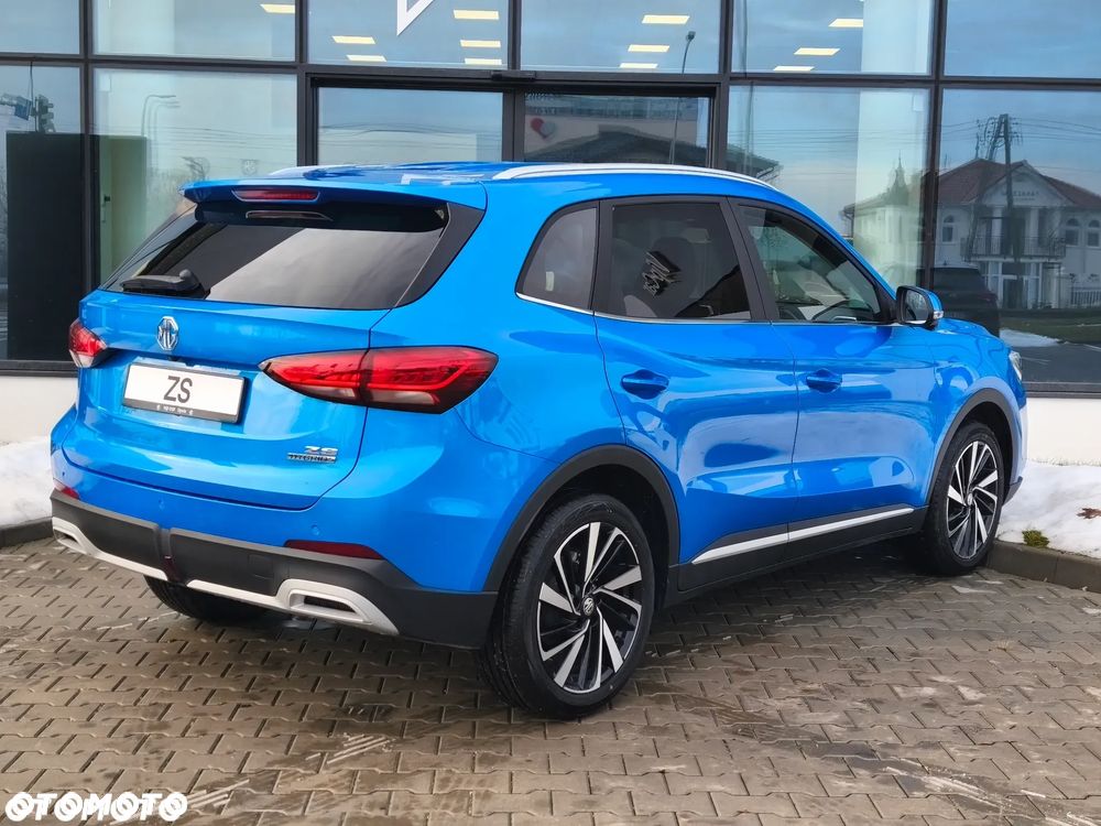 MG ZS 1.5 HEV+ Exclusive - 4