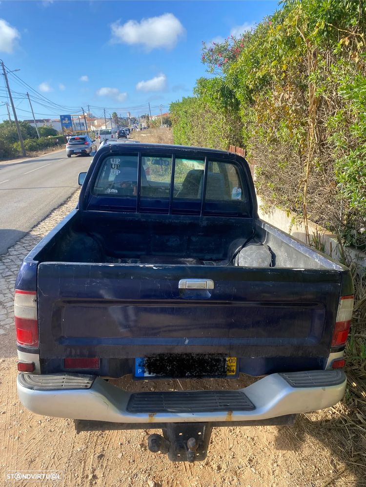 Toyota Hilux - 6