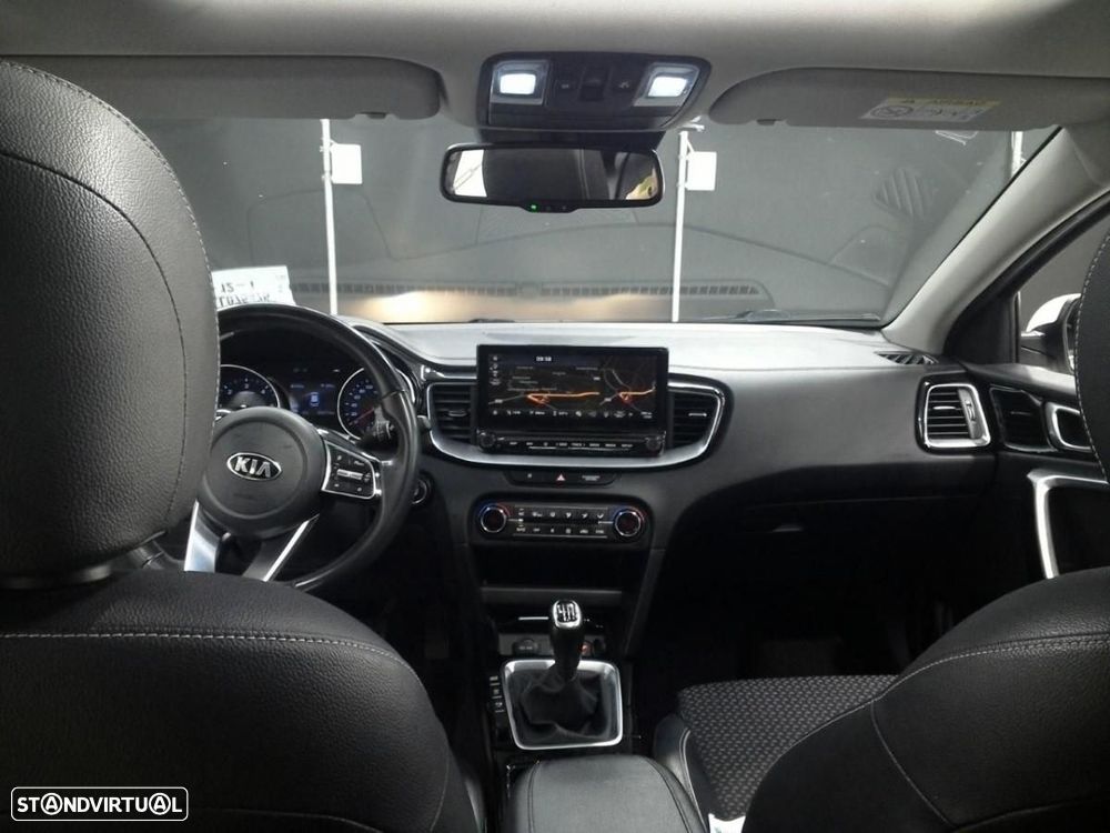 Kia Ceed SW - 8