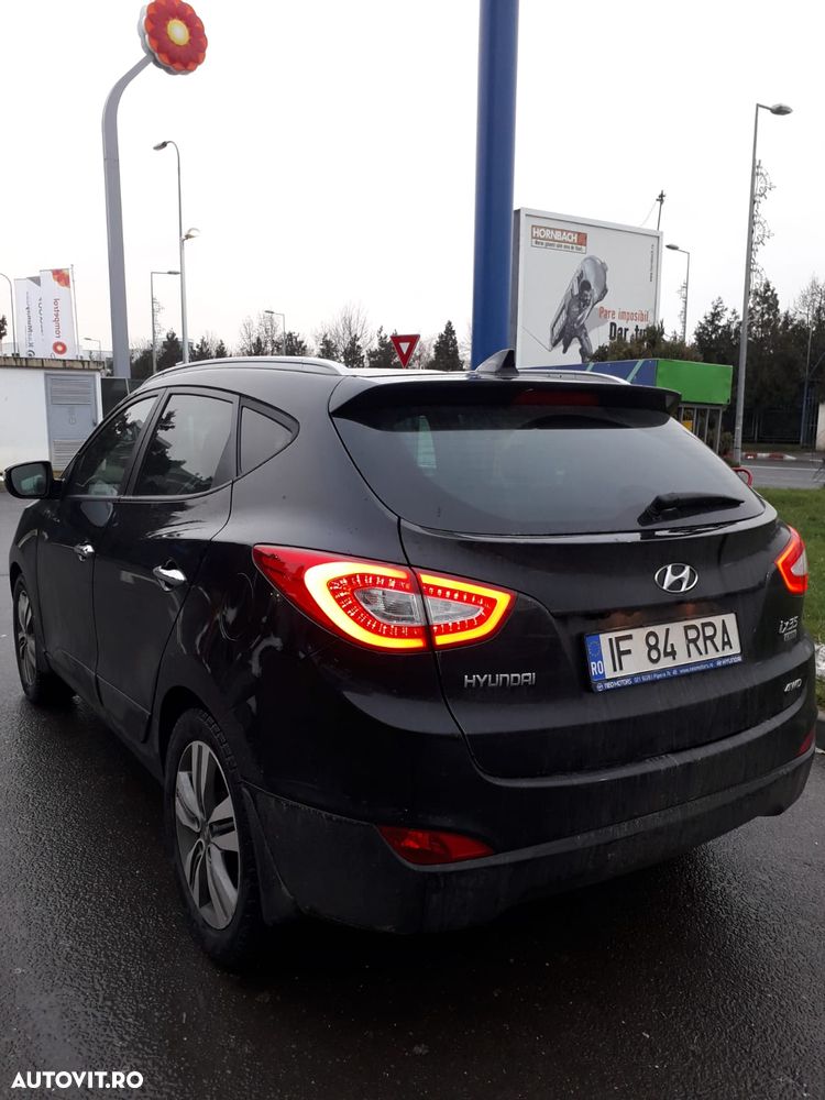Hyundai ix35 2.0 CRDI 4WD Automatik Luxury - 2