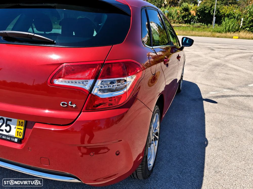 Citroen C4 2010 photo 4