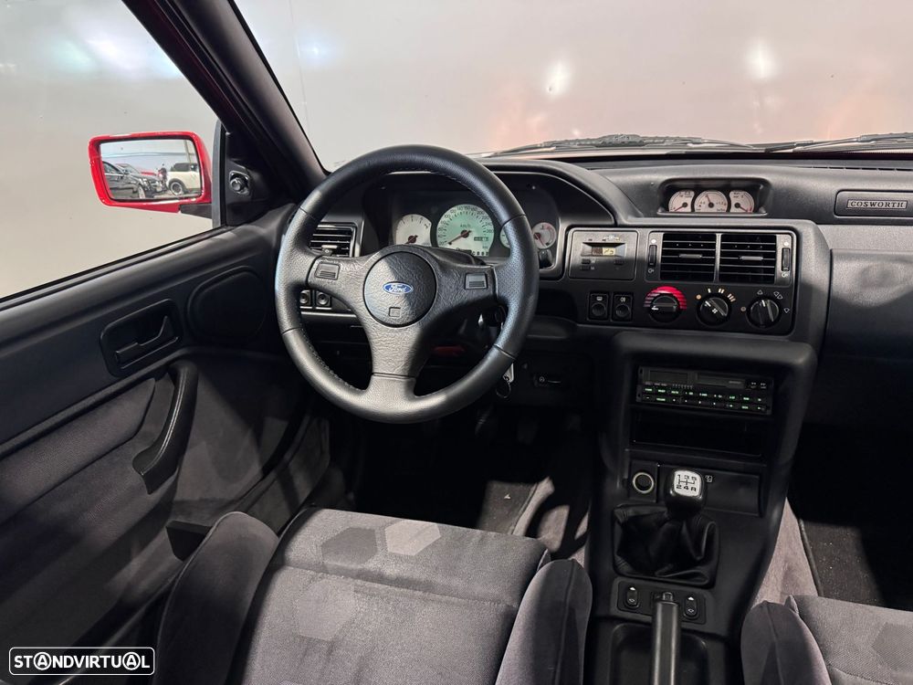 Ford Escort 2.0i RS Cosworth - 27