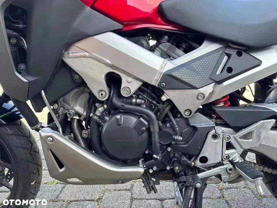 Honda VFR - 11