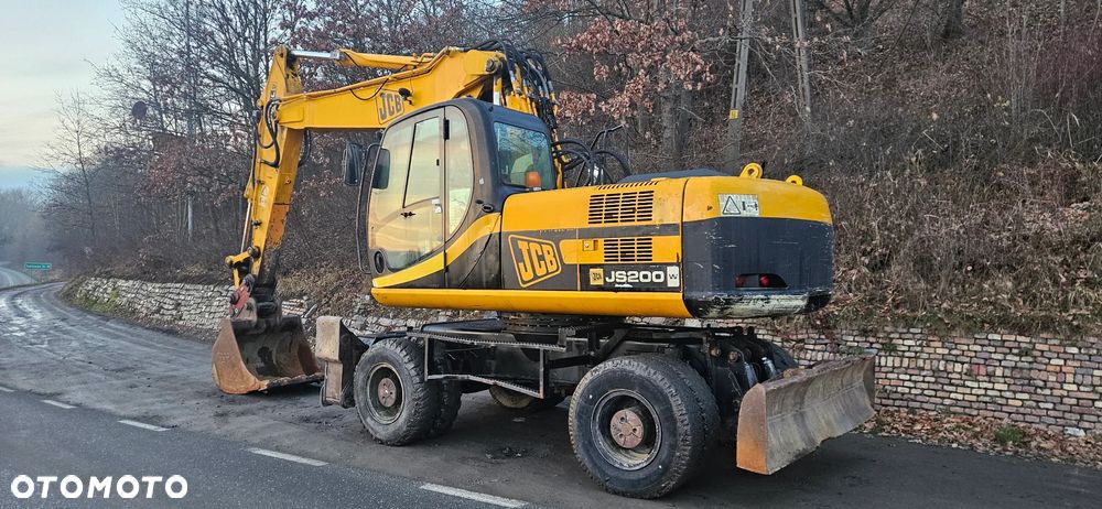 JCB JS200W - 3