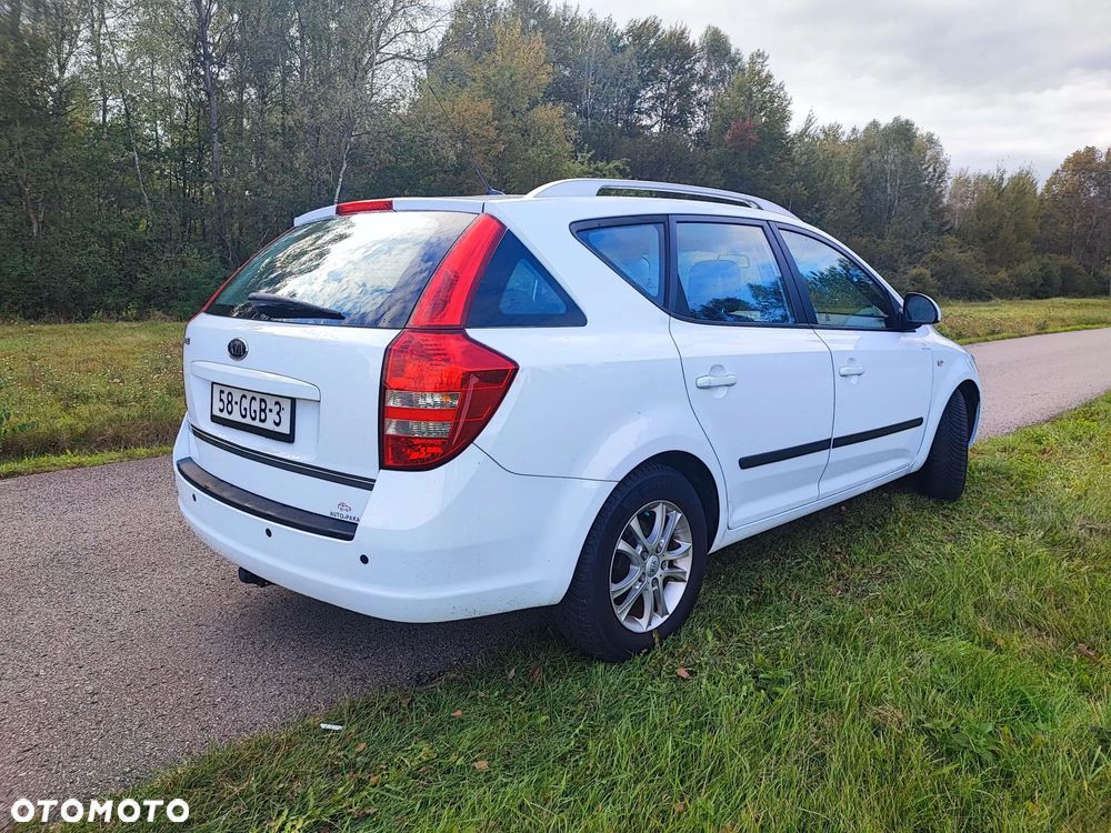 Kia Ceed Cee'd 1.6 Optimum + - 17