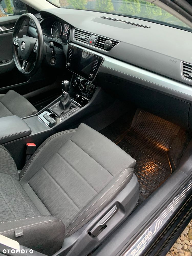 Skoda Superb 1.5 TSI Ambition - 9
