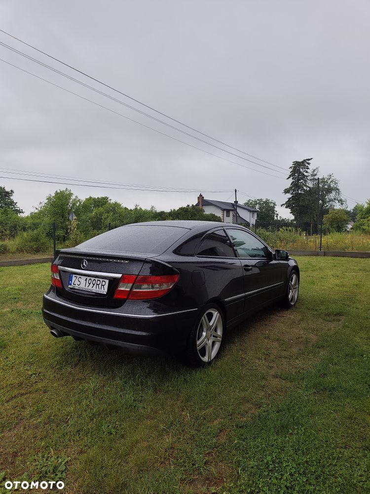Mercedes-Benz CLC - 5